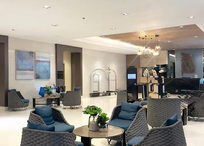 Apartment Staycation One Bedroom Balcony W Pool View Near Smx Sm Moa Ikea Naia Dfa Ocean Park