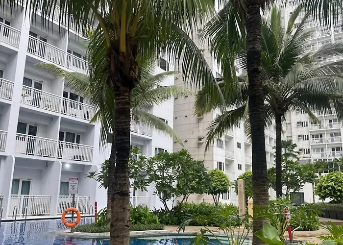 Staycation One Bedroom Balcony W Pool View Near Smx Sm Moa Ikea Naia Dfa Ocean Park Manila